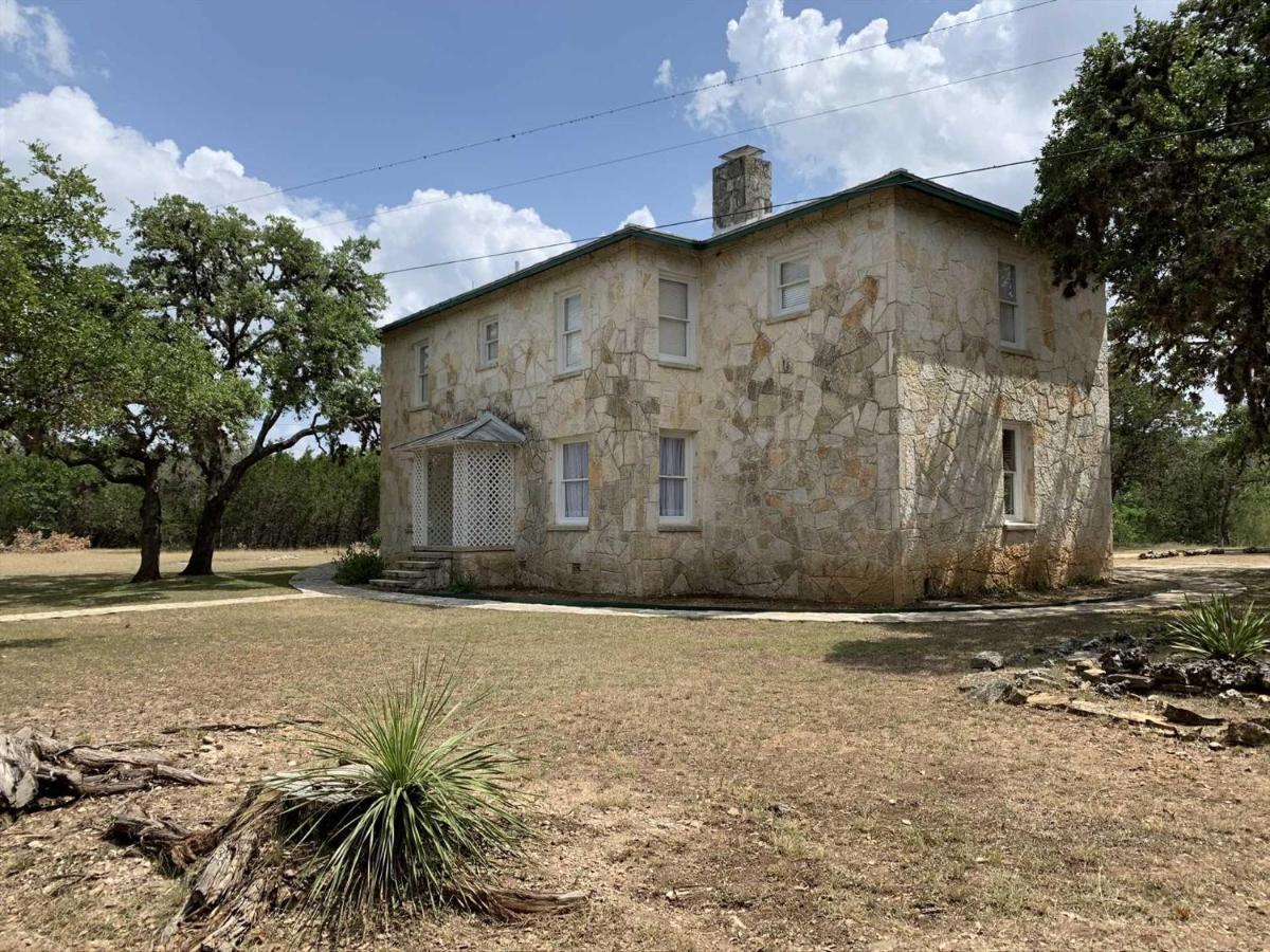 Hacienda Del Rio River Home Бандера Экстерьер фото